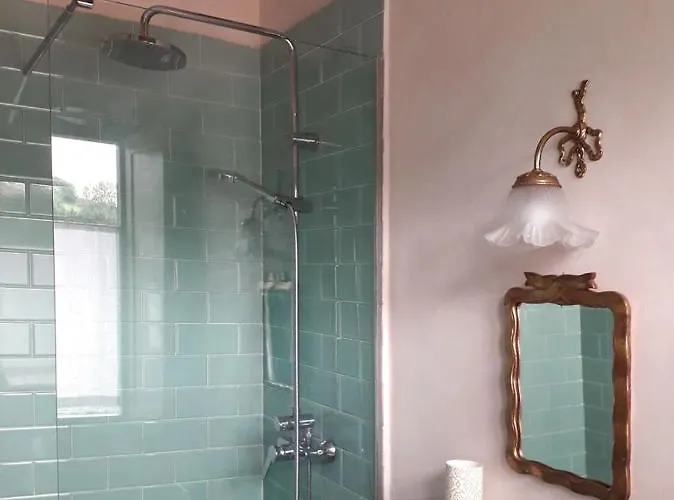 Paca Casa Rural. Arts And Landscape In Asturias * 希洪