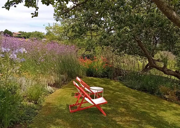 Paca Casa Rural. Arts And Landscape In Asturias *