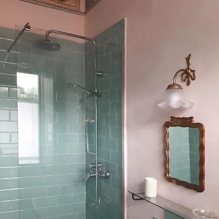 Paca Casa Rural. Arts And Landscape In Asturias * Χιχόν