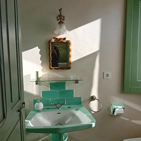 Paca Casa Rural. Arts And Landscape In Asturias Χιχόν